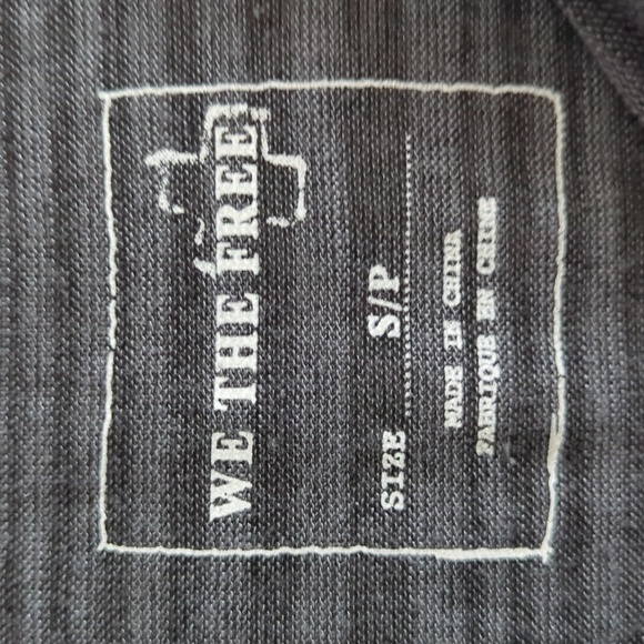 Free People We The Free Top Like New p2p -25 Length -23 - Picture 5 of 8
